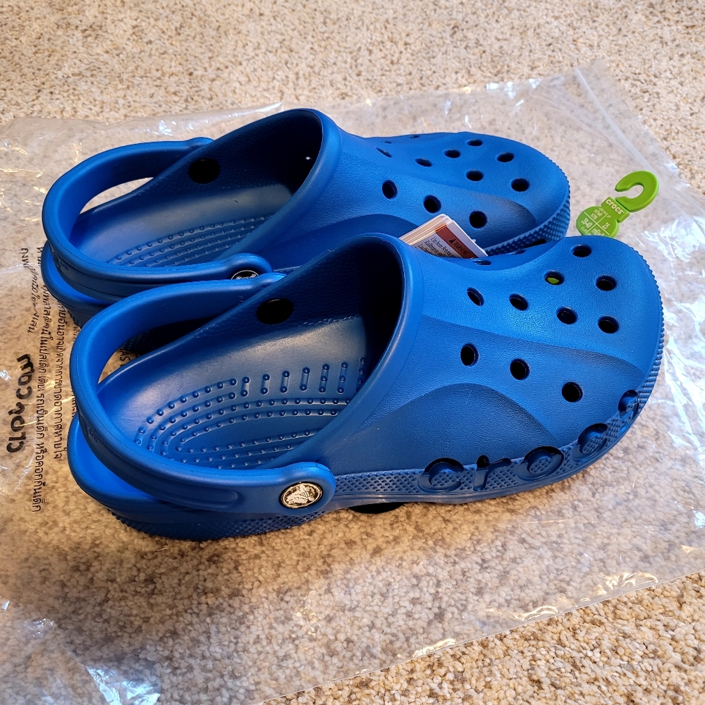 NWT Baya Crocs